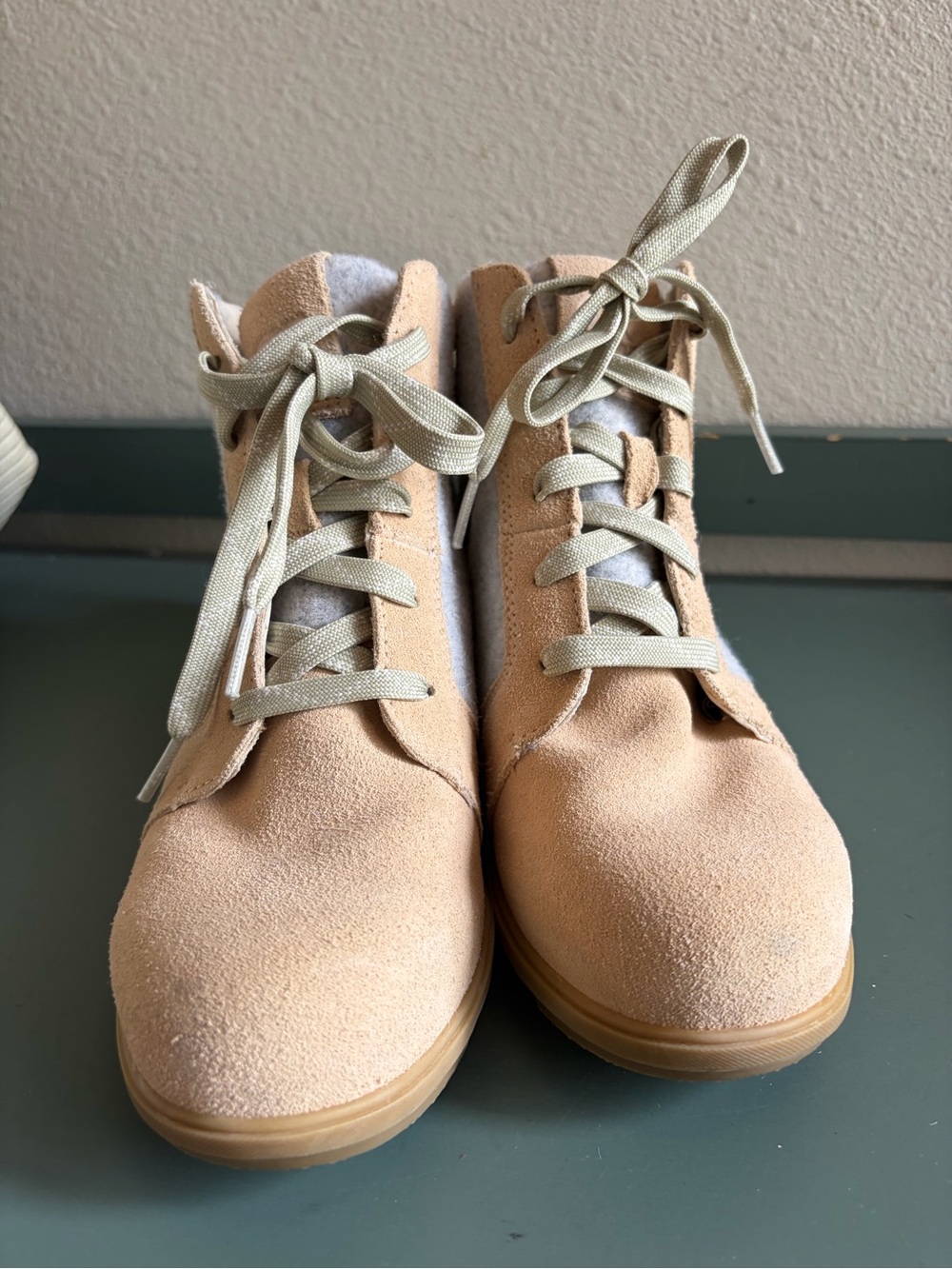 Sorel Evie Ankle Boots Ceramic / Neutral - Picture 8 of 8